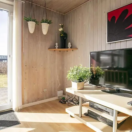 8 Person In Lokken-by Traum Løkken