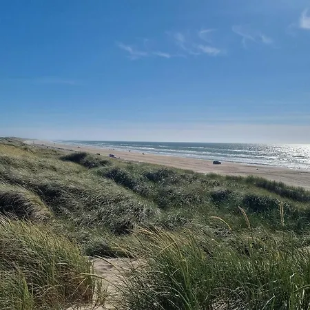 8 Person In Lokken-by Traum *