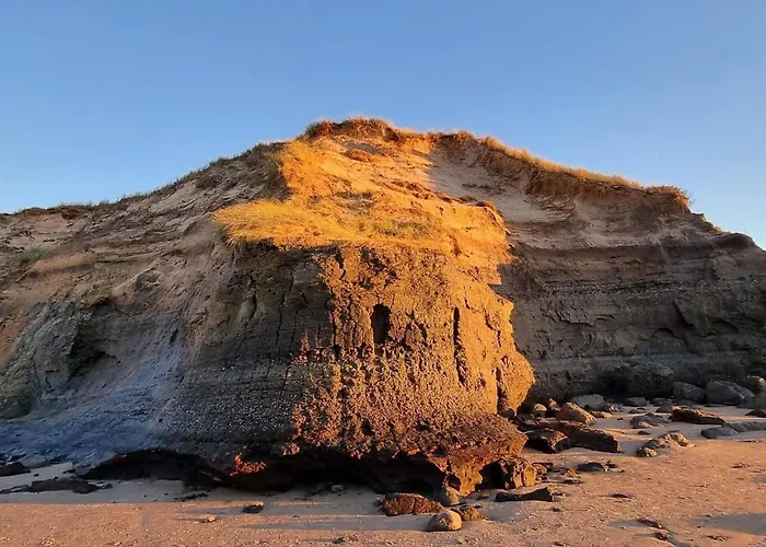 8 Person In Lokken-by Traum *