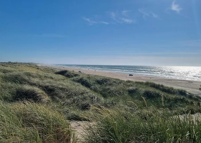 8 Person In Lokken-by Traum *