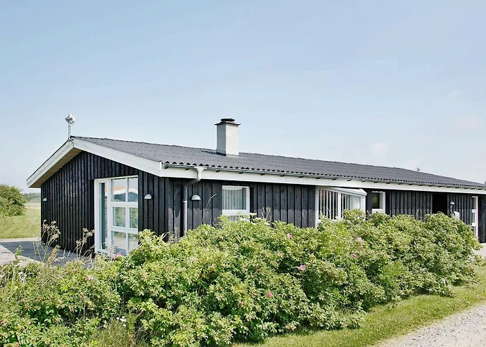 8 Person In Lokken-by Traum Løkken